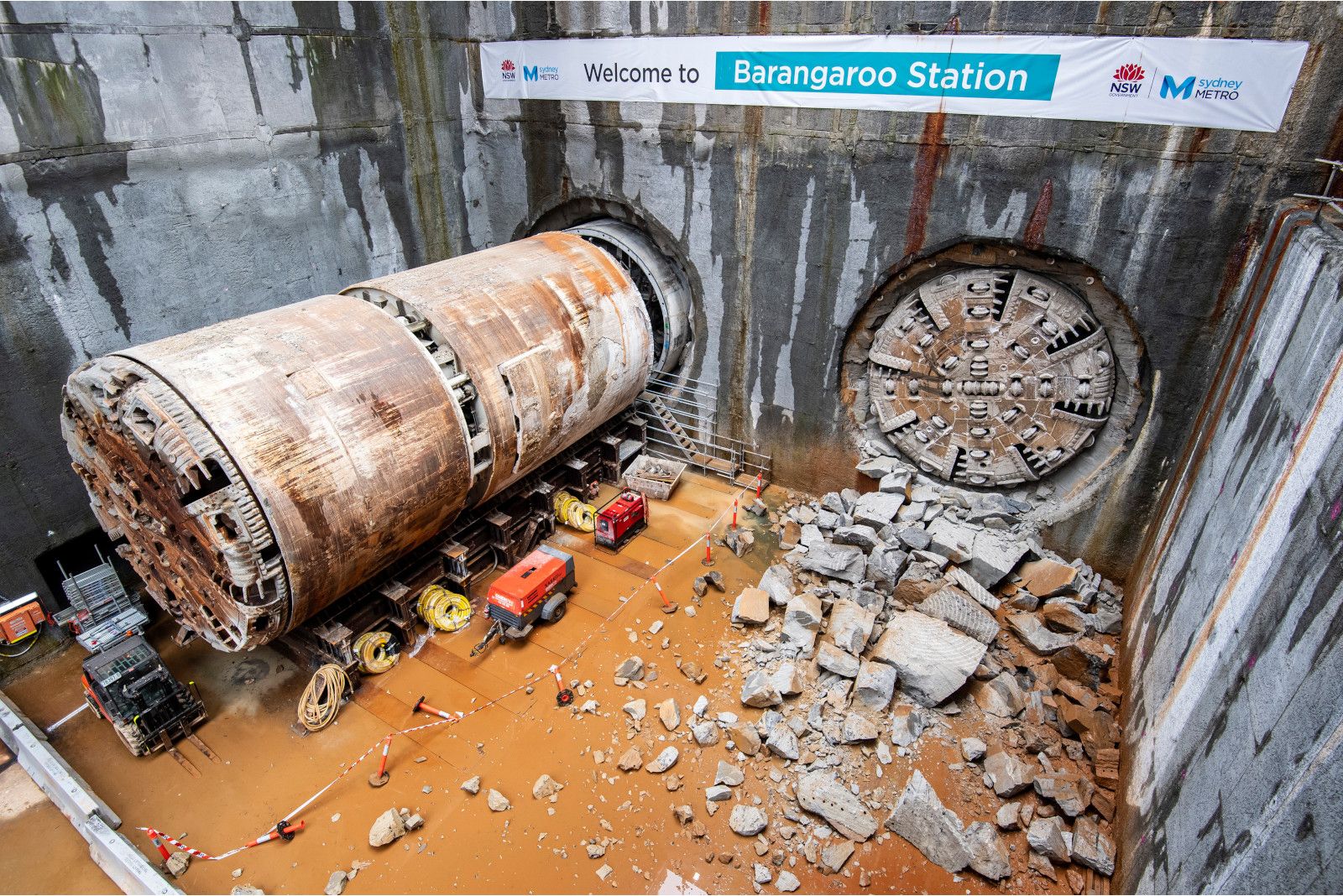jhcpbg_tse_works_hardrock_tbm_breakthrough_barangaroo_station_site